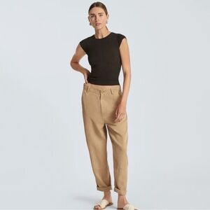 everlane • relaxed chino pants khaki straight pants button fly 4 neutral cute